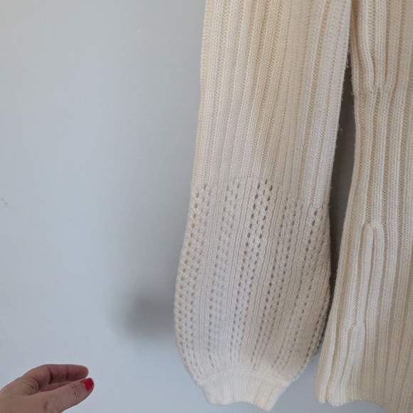 Women's Saks Fifth Avenue Cream Extra Fine Merino Wool Sweater XS - Picture 4 of 5